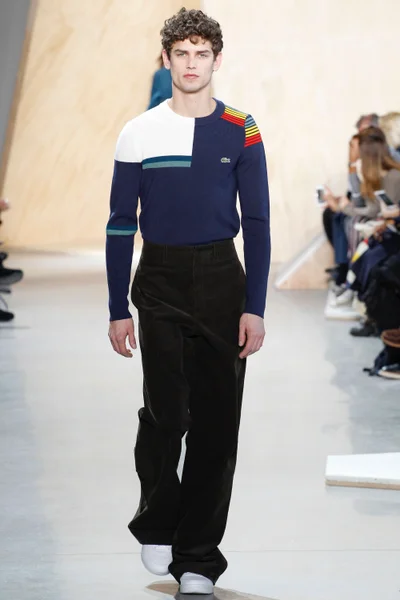 Look 26